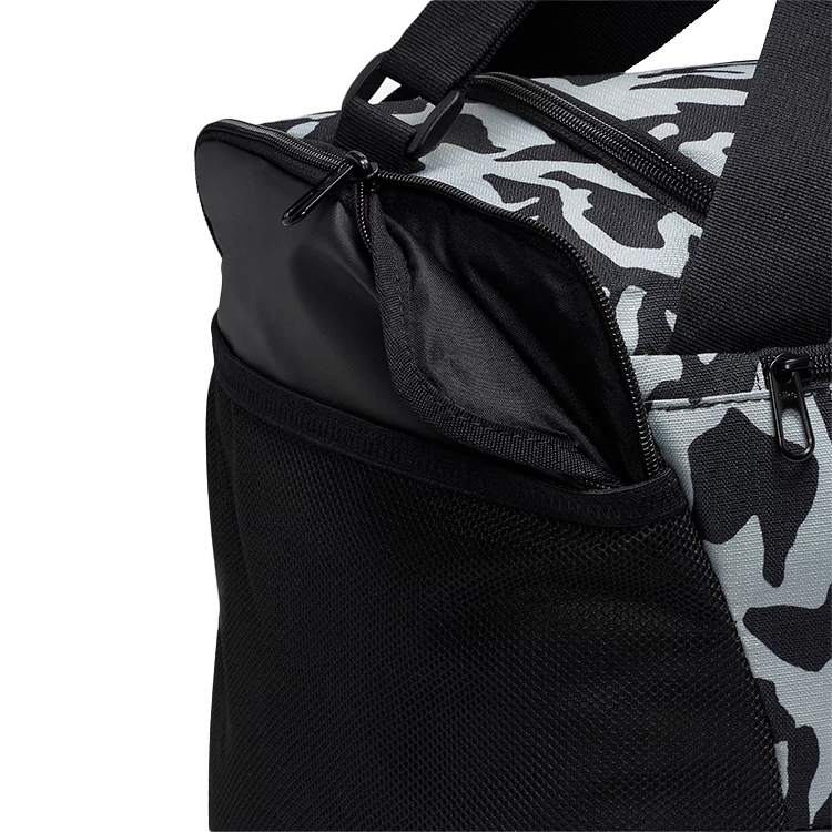 Сумка спортивная  Nike NK BRSLA S DUFF - 9.5 CAT AOP/FB2829-010/Черный/Серый photo 5